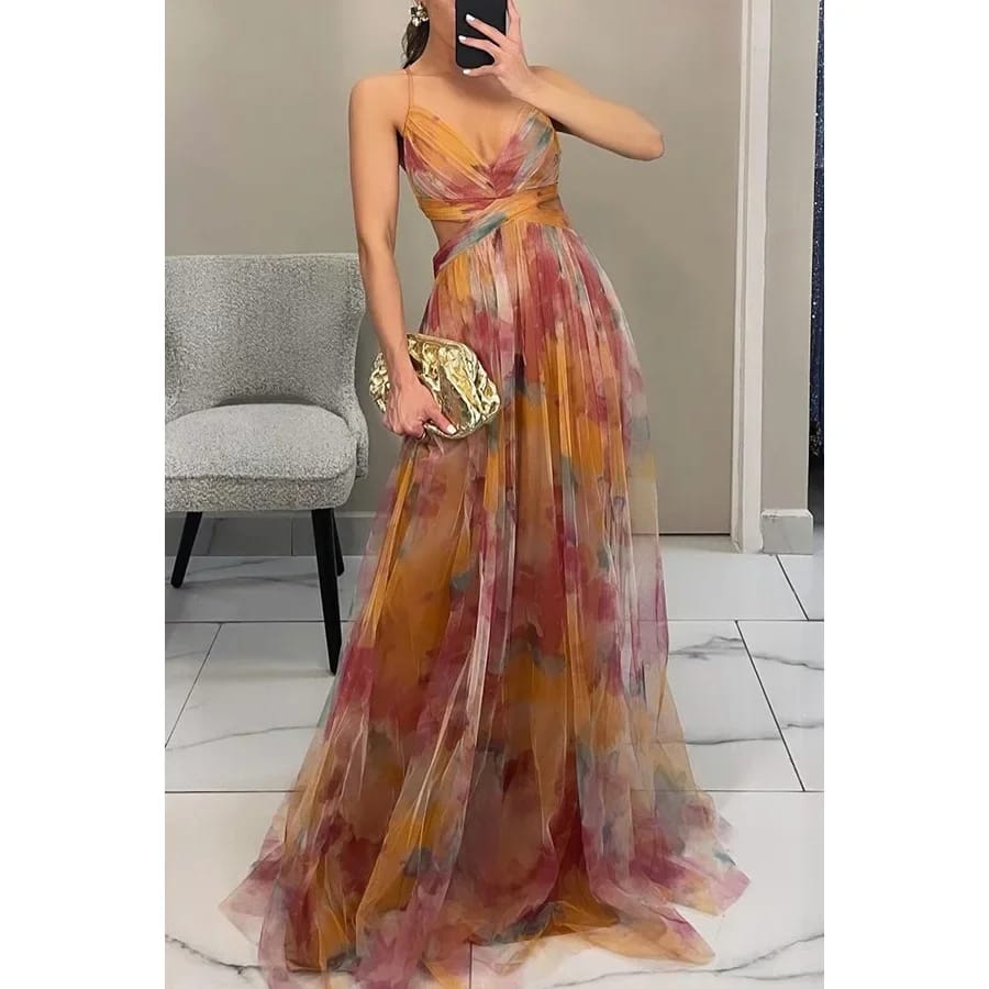Vestido Largo de Fiesta o Club con Malla y Tirantes Delgados.